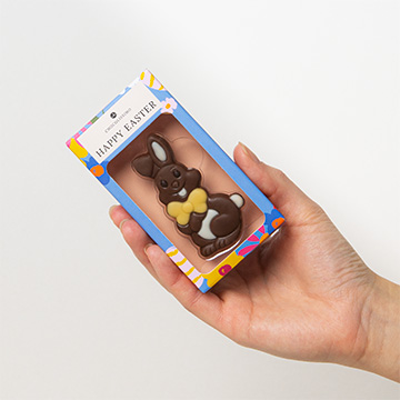 Detailreich gefertigter Osterhase aus belgischer Schokolade