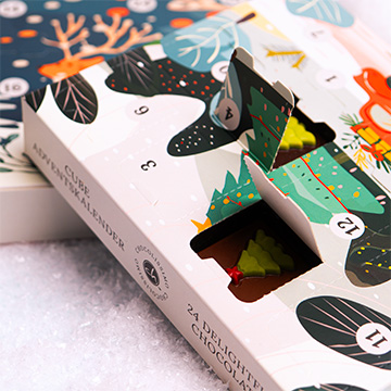 Kleiner Tisch-Adventskalender mit 24 Schokoladentäfelchen
