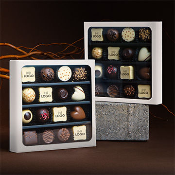 16 Pralinen mit beliebiger Grafik für B2B