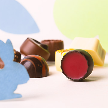 Belgische Pralinen in österlicher Geschenkverpackung