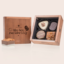 Elegance Mini - Geburtstag - 4 Pralinen im Holzkästchen mit individueller Gravur