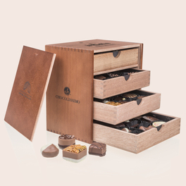 Merry Massimo - 40 Pralinen im Holzkästchen mit individueller Gravur