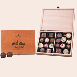 Merry Classic - Holzkästchen mit 20 handgefertigten Pralinen