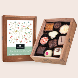 Elegance - Muttertag - 10 Pralinen im gravierbaren Holzkästchen